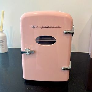 Mini Frigidaire skincare fridge